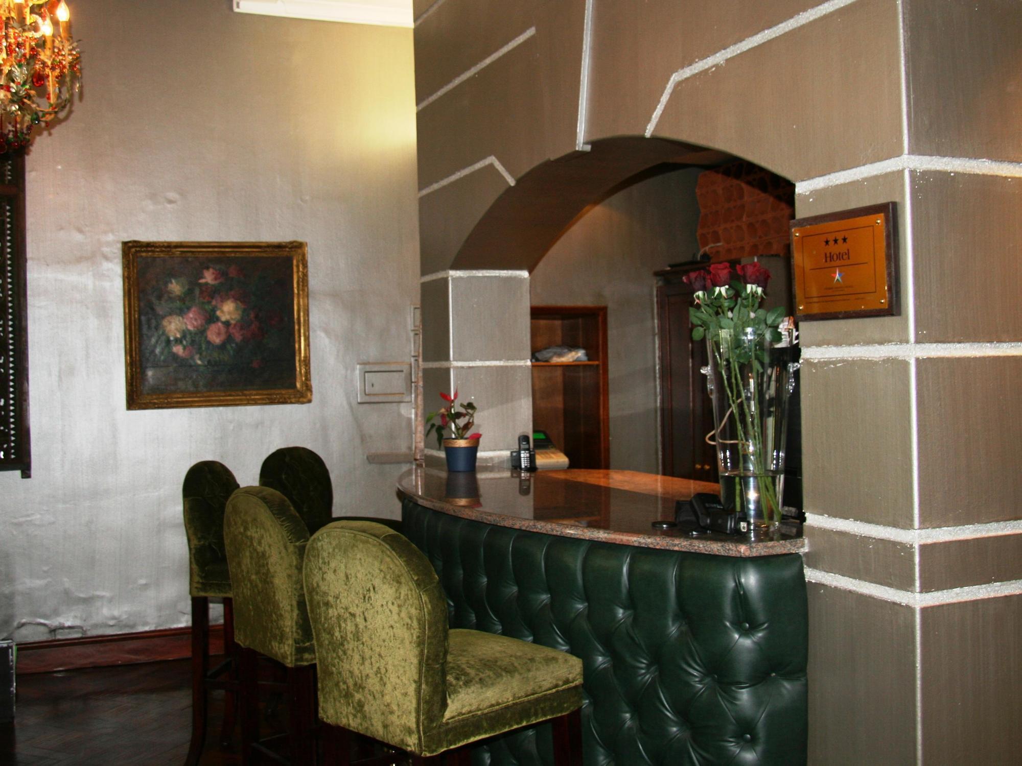 Tudor Hotel Кейптаун Экстерьер фото