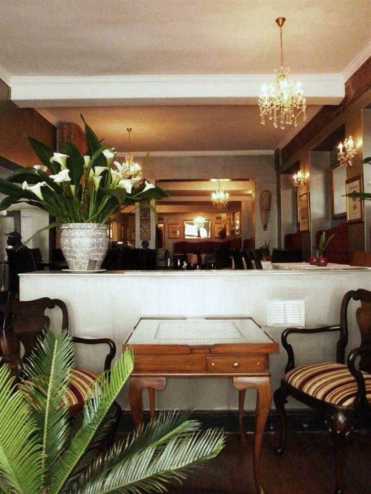 Tudor Hotel Кейптаун Экстерьер фото