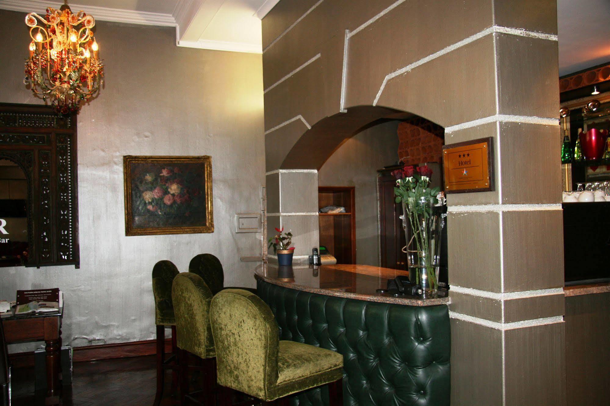 Tudor Hotel Кейптаун Экстерьер фото