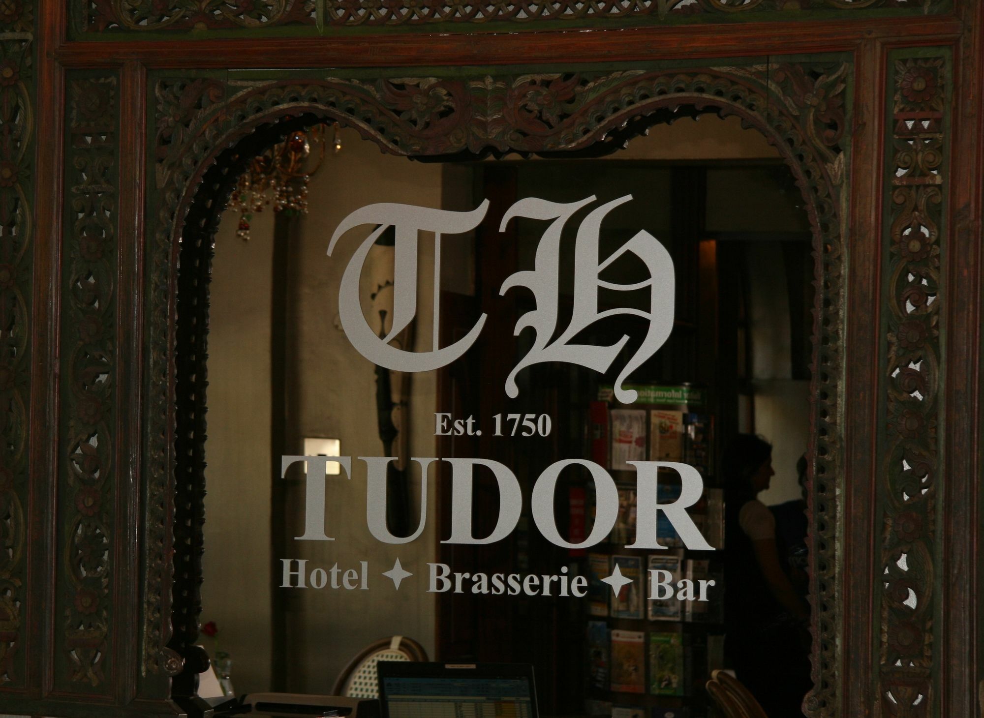 Tudor Hotel Кейптаун Экстерьер фото